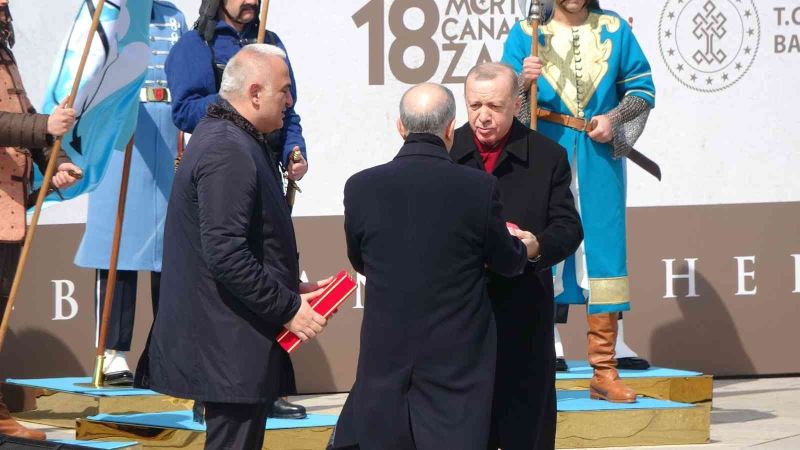 129 yıllık Osmanlı sancağı devir teslim töreni yapıldı
