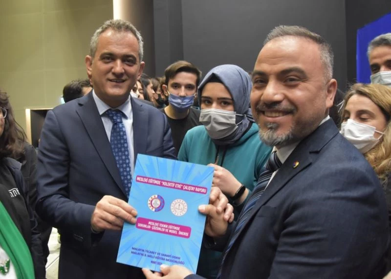 “Mesleki Eğitimde Kolektif Etki Çalıştayı”nın raporu Bakan Özer’e sunuldu
