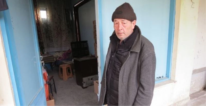 Tek başına kaldığı metruk dükkânda yanarak can verdi
