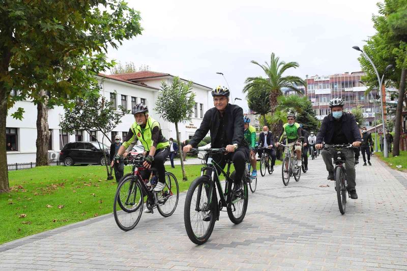 ‘Bisikleti Dostu Sakarya’yı kağıda en iyi işleyen 5 öğrenciye bisiklet ve kask hediye edilecek
