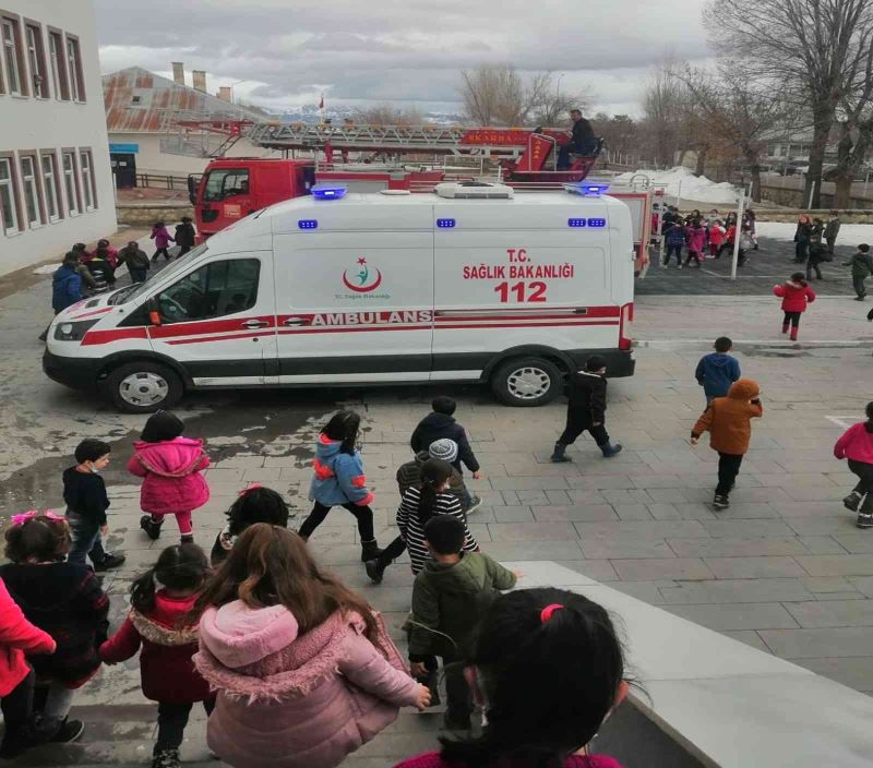 Çayırlı’da yangın tatbikatı
