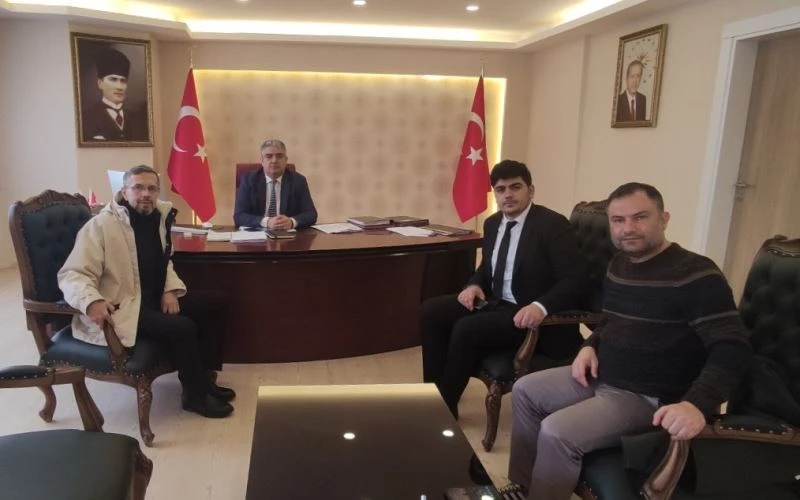 İHA ekibinden Kaymakam Özen ve Başkan Kavaklıgil’e ziyaret
