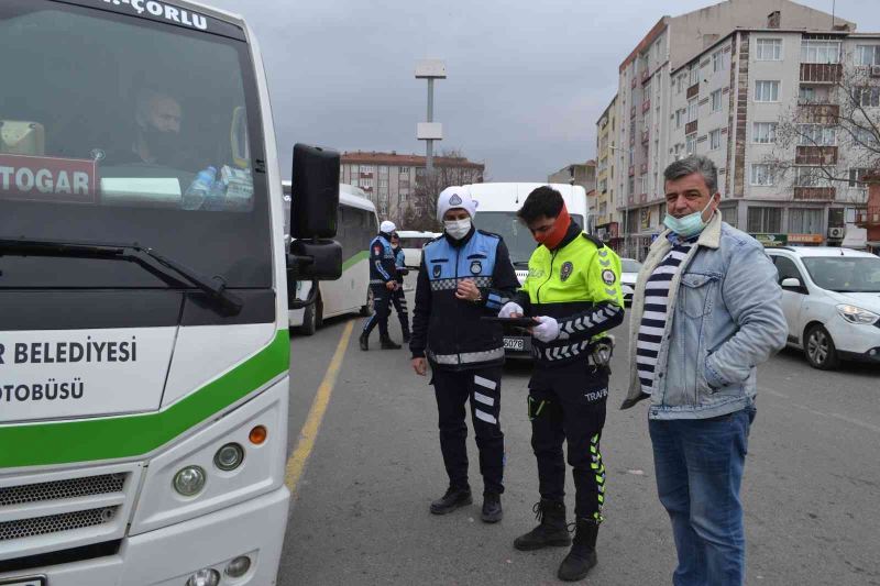 Çorlu’da yolcu minibüsleri denetlendi
