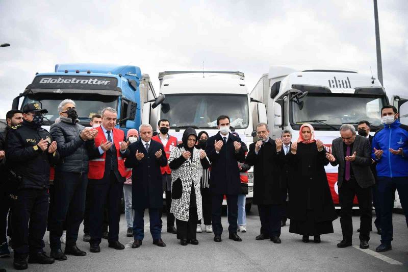 Sancaktepe’den İdlib’e insani yardım tırları yola çıktı
