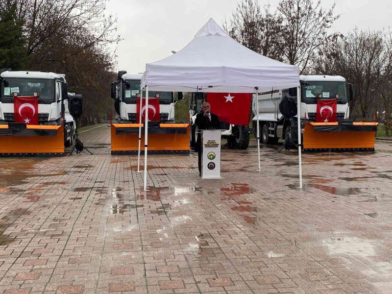 Ergani Belediyesi öz kaynaklarıyla 4 aracı filosuna kattı
