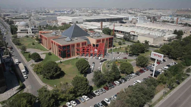 BTSO Yönetim Kurulu Başkanı İbrahim Burkay’dan inşaat sektörü için düzenleme çağrısı
