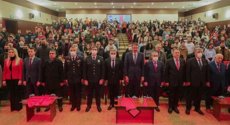 Kütahya’da ’Bir hilal uğuruna’ konulu resim ve kompozisyon yarışması
