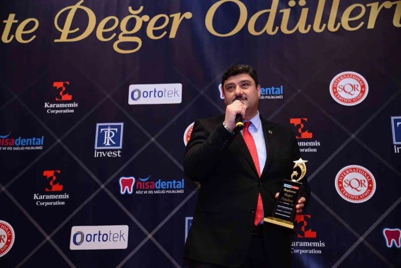 KazanBelNet’e Yatırım ve Katma Değer Belediyeciliği Ödülü
