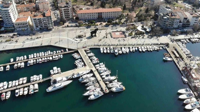 Çanakkale’de yaşlı nüfus 87 bin 876 kişi oldu
