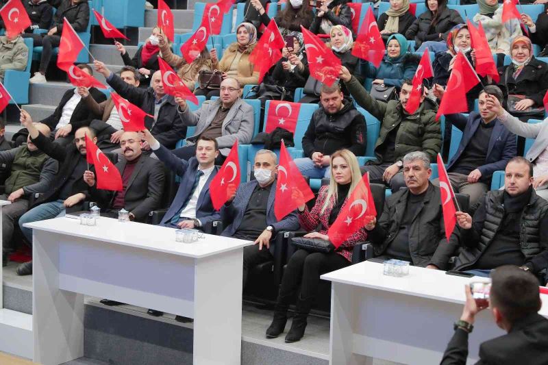 Başkan Işık, ’Bir Hilal Uğruna 18 Mart Çanakkale Zaferi’ programına katıldı
