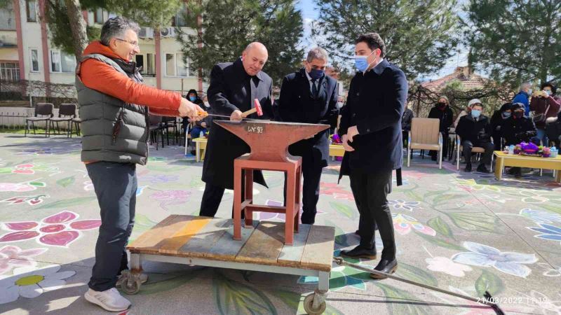 21 Mart Türk Dünyası ve Toplulukları Haftası ve Nevruz Bayramı Edremit’te coşkuyla kutlandı
