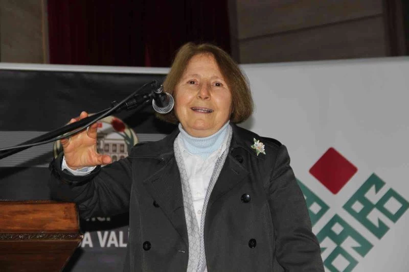 Tarık Buğra’nın eşini duygulandıran panel
