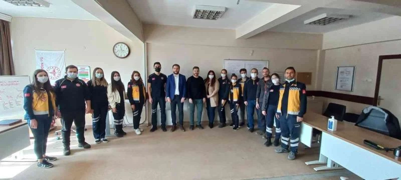 Afyonkarahisar’da 112 Acil Sağlık ekibine temel modül eğitimi
