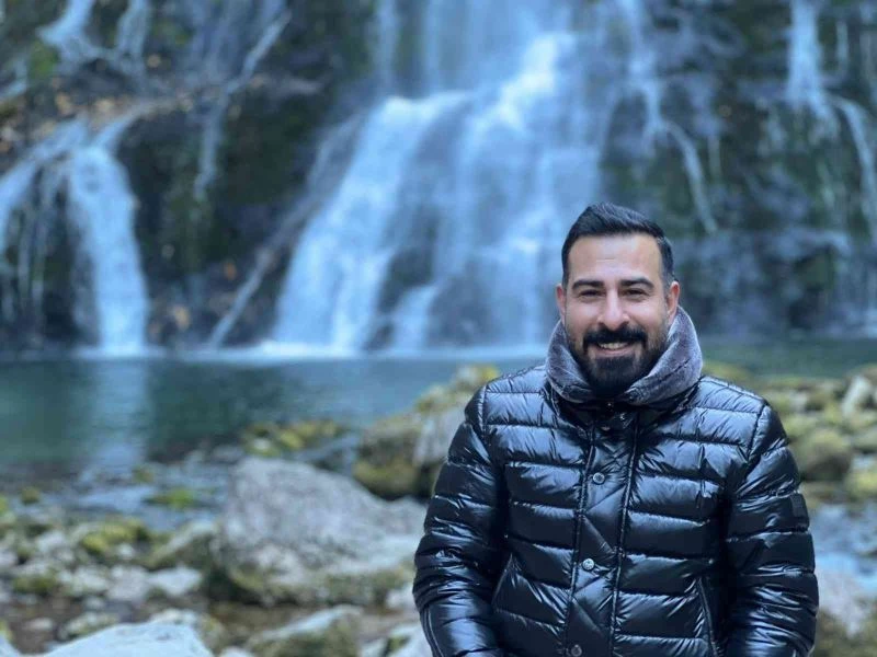 Türkiye’nin tüm illerini gezdi, şimdi dünyayı geziyor
