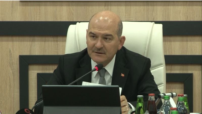 İçişleri Bakanı Soylu: “Yüz bin kişi başına düşen trafik kazası can kaybında 2015’te 9.6’dan 2021 sonu itibarıyla 5.7 - 6 bandına geldi”
