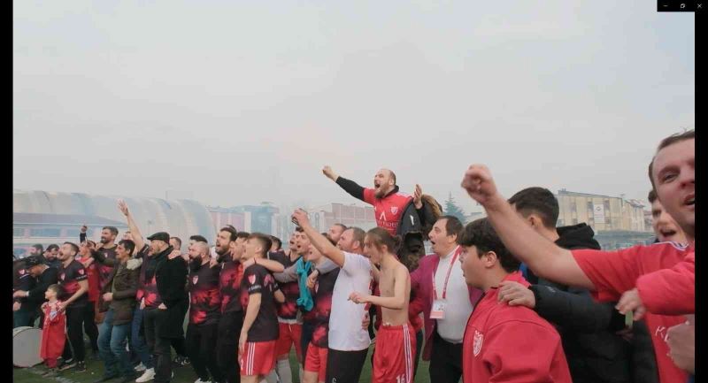 Bursa’da amatör takımın şampiyonluk videosu beğeni topladı
