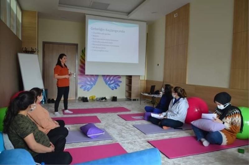 Erzurum Şehir Hastanesi Nene Hatun Kadın Doğum ünitesinde gebe okulu açıldı
