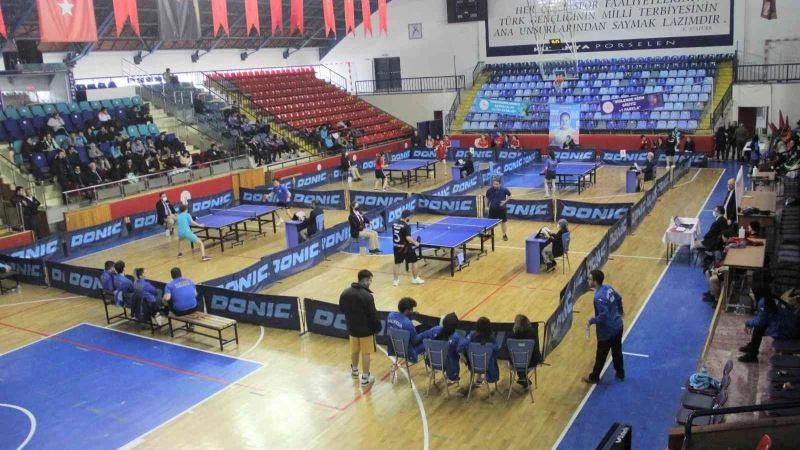 Masa tenisinde şampiyon takımlar belli oldu