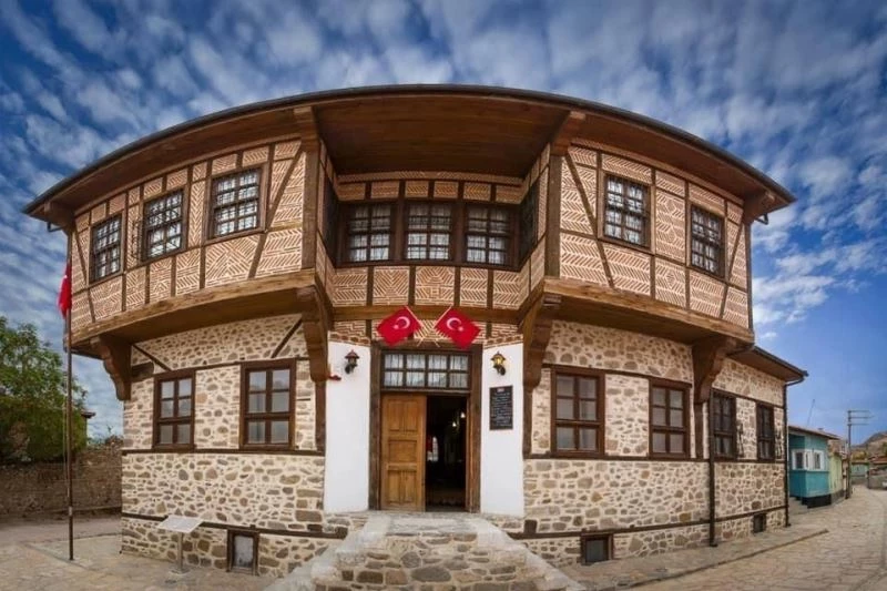 Tarihe tanıklık eden Zaimağa Konağı 100. yılında ziyaretçilerini bekliyor
