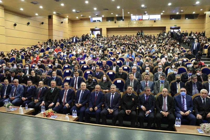 Kamu Başdenetçisi Şeref Malkoç, 