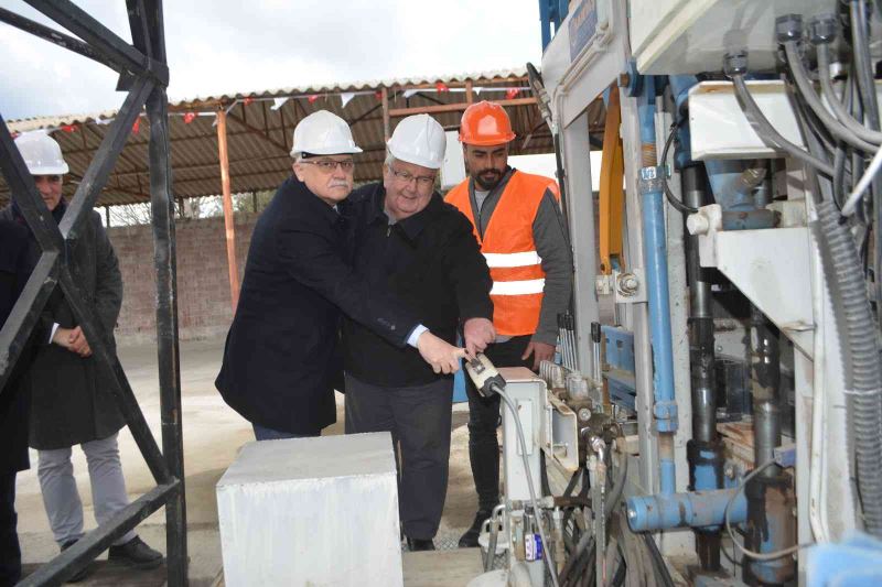 Gömeç’te Kilit Parke Taş Beton Blok Üretim Tesisi hizmete girdi
