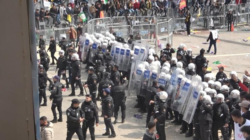Diyarbakır’da Nevruz kutlamasında gözaltına alınan 1 kişi tutuklandı
