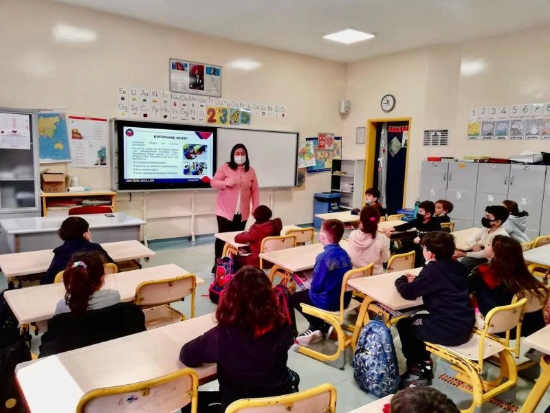 Minik GKV’liler kütüphaneyle tanıştı
