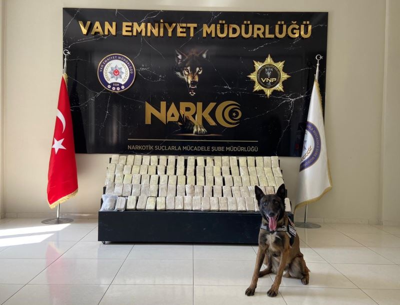 Irmak ve Magnum’un katıldığı operasyonlarda 87 kilogram uyuşturucu ele geçirildi
