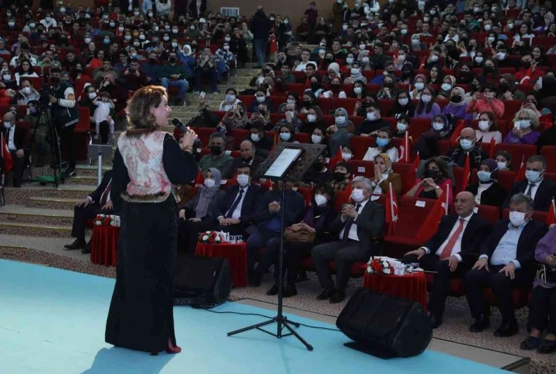 Sağlık çalışanları için Azerin konseri
