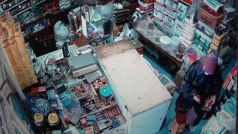 Kaşla göz arasında çaldı
