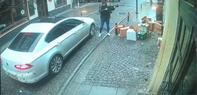 Barı uzun namlulu silahla böyle taramışlardı...O zanlılar için mahkeme kararını verdi
