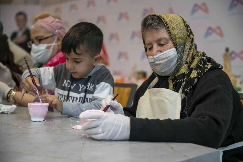 Yaşlılarla minikler Yaşlılar Haftasında buluştu
