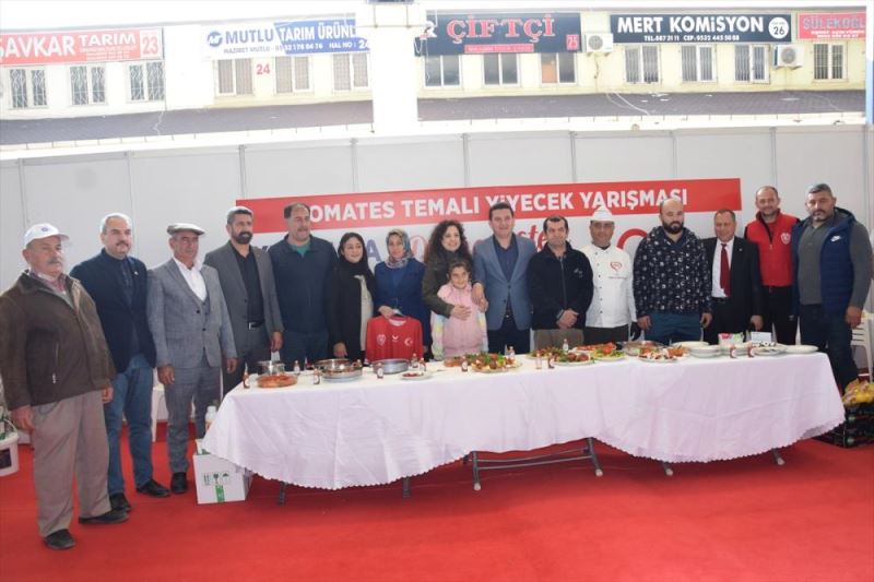 Yemek yarışmasının jüri üyeliğini başpehlivanlar yaptı