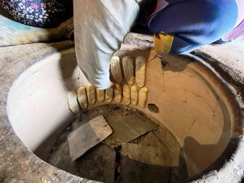 Bahçelerine kurdukları tandır geçim kaynakları oldu
