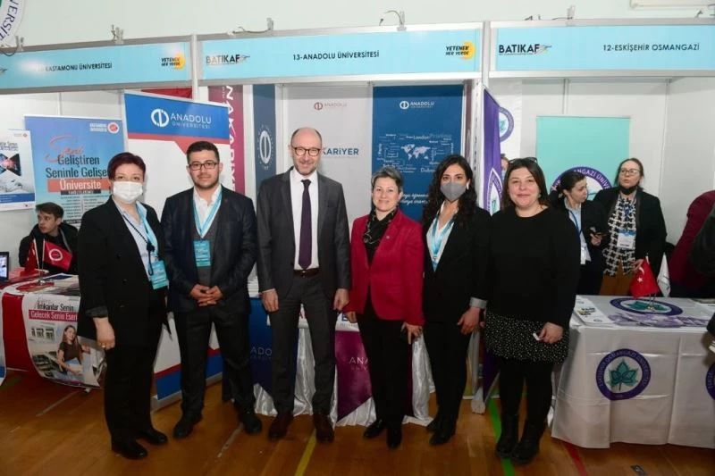Anadolu Üniversitesi’nin genç insan kaynağı sektörle buluştu
