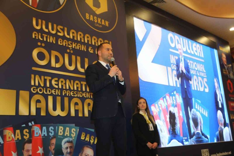 Emrah Özdemir yılın belediye başkanı seçildi
