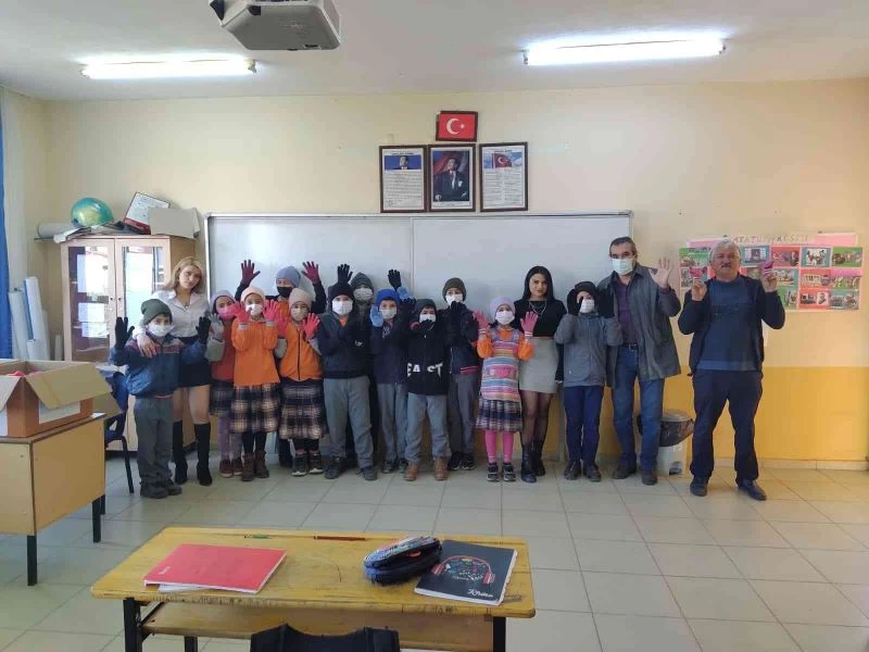 Karacasu’da minik Yürekler Üşümeyecek
