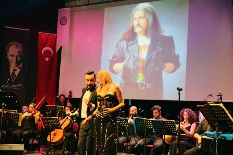 Barış Manço’nun 2023 adlı eseri ilk defa seslendirildi
