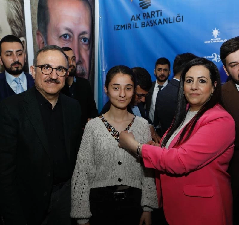 Danışma toplantılarında bin 500 kişiye rozet
