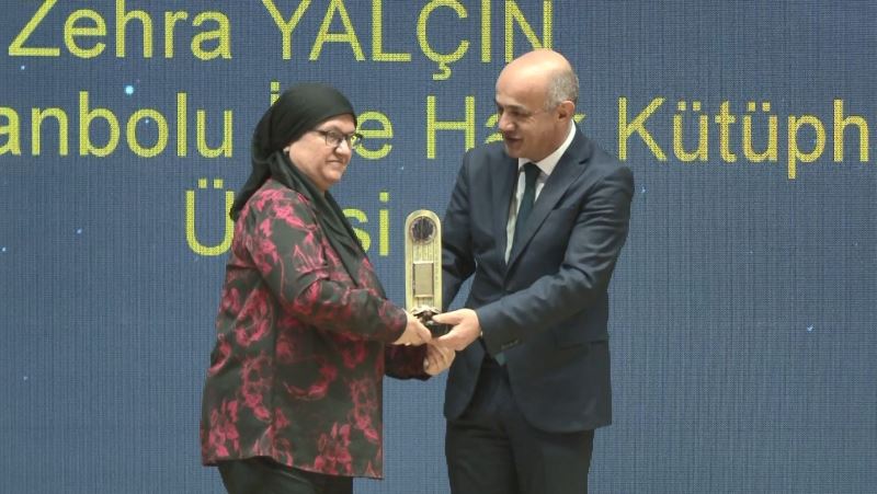 58. Kütüphane Haftası Ödülleri’nde Şehit Aybüke Yalçın’ın annesine ödül
