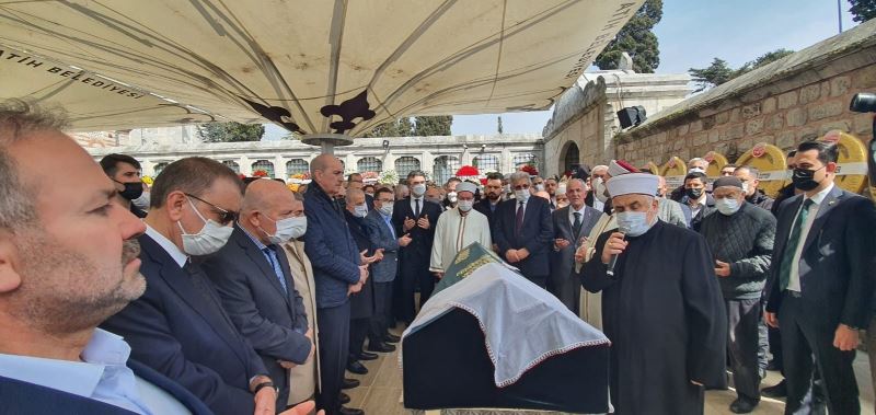 Milletvekili Taşkesenlioğlu Ban’ın annesi son yolculuğuna uğurlandı
