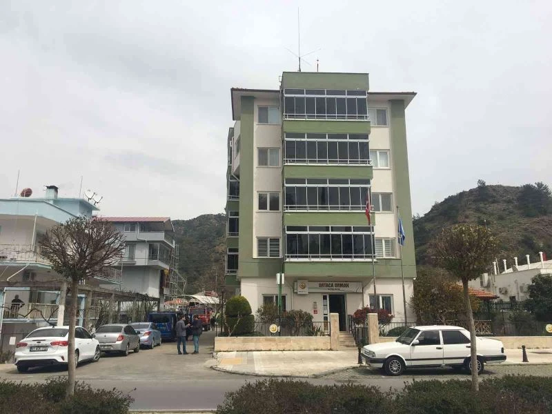 Jandarma, Dalaman ve Ortaca Orman İşletme Müdürlükleri’ne operasyon düzenledi
