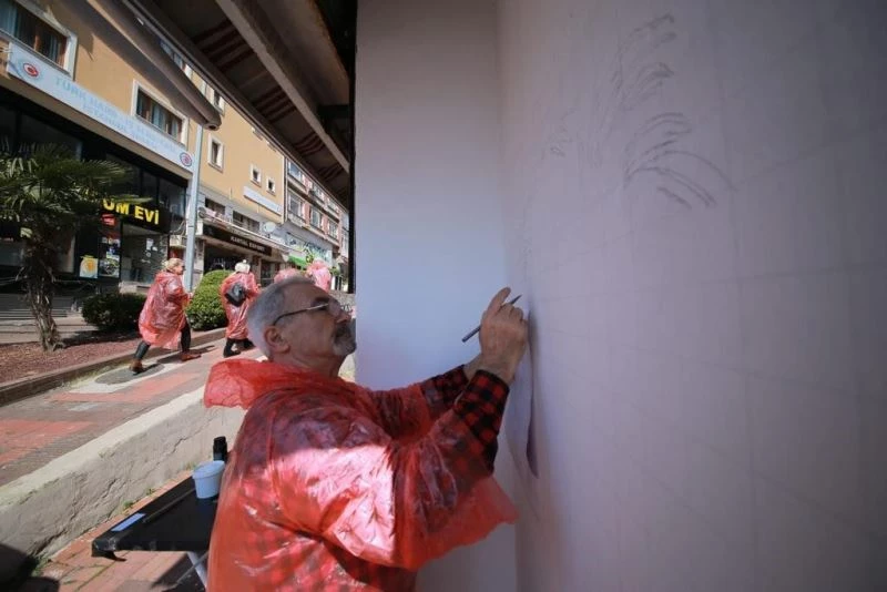 Kartal canlanıyor, İstasyon Caddesi eski güzel günlerine kavuşuyor
