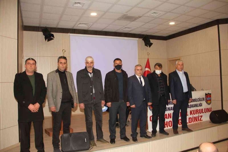 Oltu Şoförler ve Otomobilciler Esnaf Odası Başkanlığına Fidan seçildi
