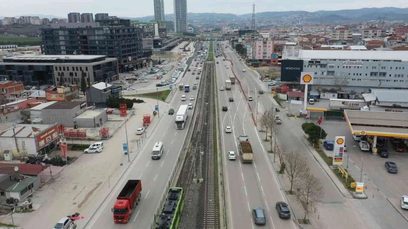 Bursa’da devasa metro inşaatı 600 bin kişiye bire bir duyuruldu
