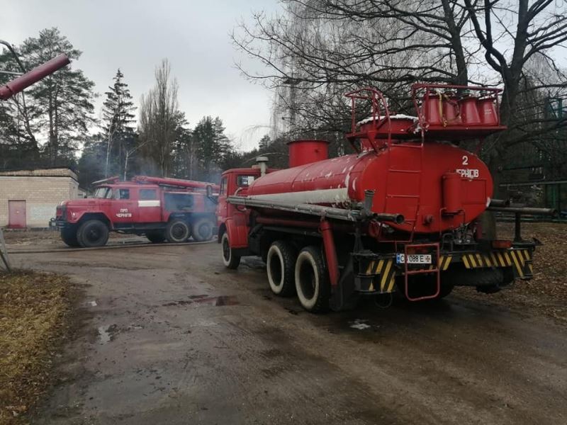 Rusya Çernihiv’de petrol rafinerisini vurdu
