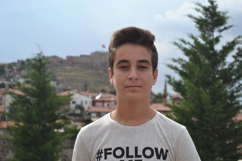 Ağabey sabah işe gitmeyen kardeşini evde ölü buldu
