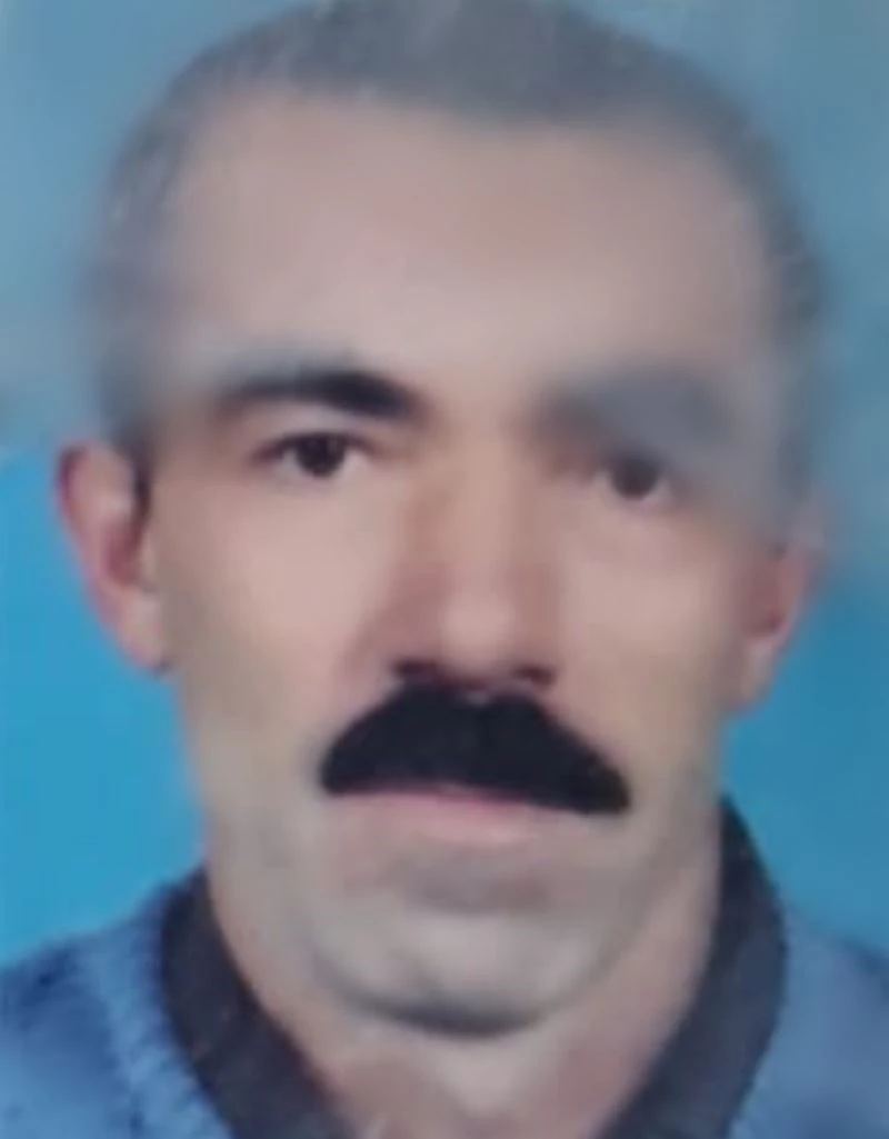 Koltukta oturur halde ölü bulundu
