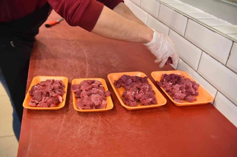 Başkent Marketler’de kuşbaşı ve kıyma uygun fiyattan satılacak
