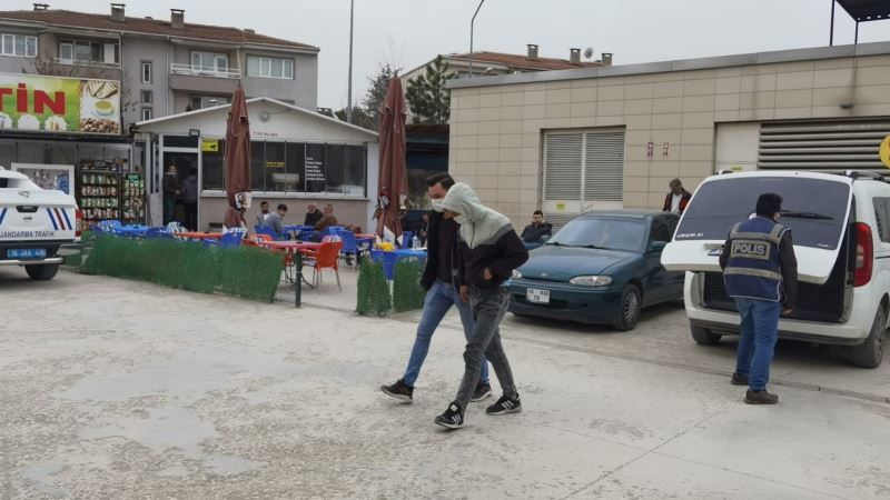 Bursa’da polisin yakaladığı magandalardan pişkin ifade,  ’’ Gençlerin hevesine karışmayın’’
